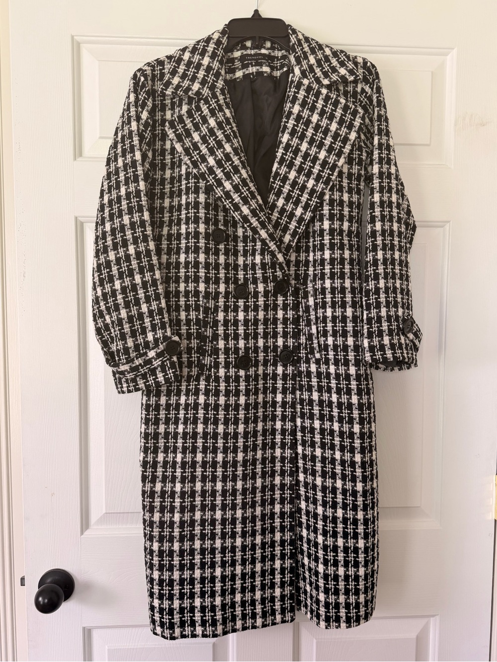 NWOT Trendyol Women’s Size 36 Black White Plaid Double Breasted Long Coat